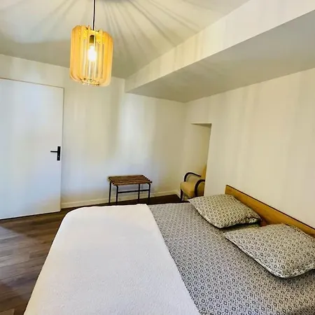 Apartment Neuf Avec Terrasse Formigueres